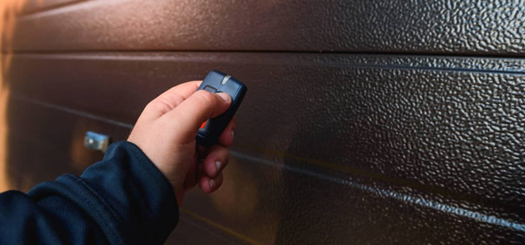 automatic door opener with remote control in Homestead